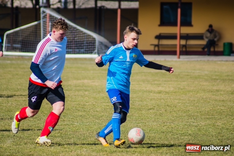 Zdjęcie w galerii na portalu naszraciborz.pl: Przypadkowe gole przyczyną porażki juniorów Tworkowa wiadomości z regionu