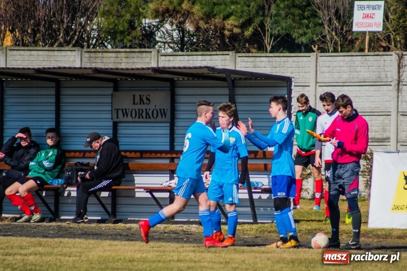 Zdjęcie w galerii na portalu naszraciborz.pl: Przypadkowe gole przyczyną porażki juniorów Tworkowa wiadomości z regionu