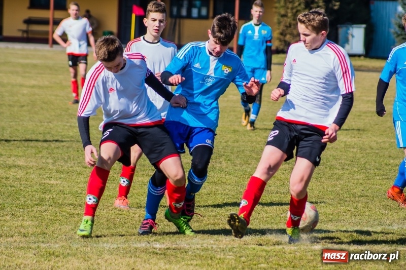 Zdjęcie w galerii na portalu naszraciborz.pl: Przypadkowe gole przyczyną porażki juniorów Tworkowa wiadomości z regionu