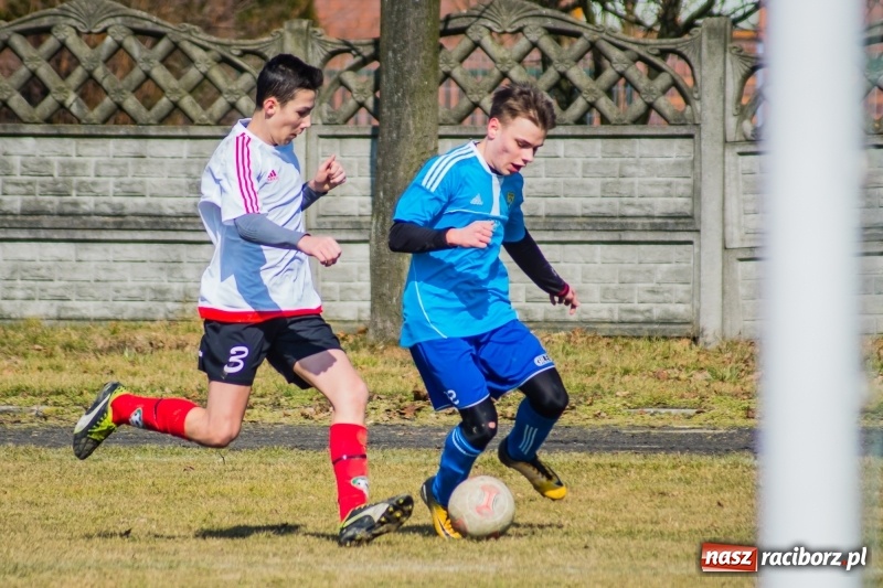 Zdjęcie w galerii na portalu naszraciborz.pl: Przypadkowe gole przyczyną porażki juniorów Tworkowa wiadomości z regionu