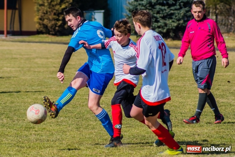 Zdjęcie w galerii na portalu naszraciborz.pl: Przypadkowe gole przyczyną porażki juniorów Tworkowa wiadomości z regionu