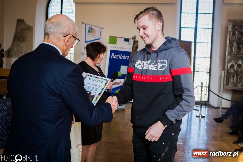 Zdjęcie w galerii na portalu naszraciborz.pl: W Muzeum rozdano nagrody w XIII Powiatowym Konkursie na Ozdobę Wielkanocną  wiadomości z regionu