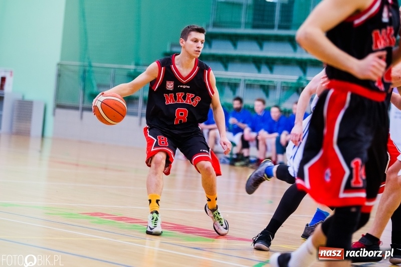 Zdjęcie w galerii na portalu naszraciborz.pl: Niemoc Ofensywy przerwana. MKKS Rybnik pokonany wiadomości z regionu