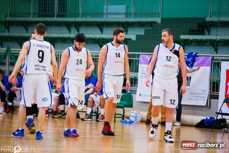 Zdjęcie w galerii na portalu naszraciborz.pl: Niemoc Ofensywy przerwana. MKKS Rybnik pokonany wiadomości z regionu