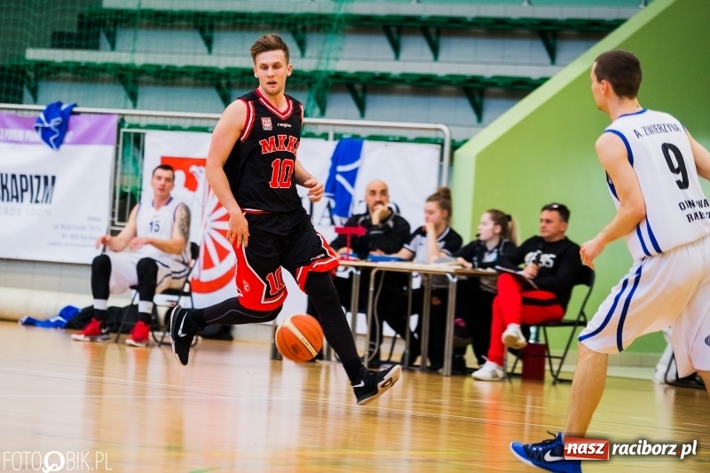 Zdjęcie w galerii na portalu naszraciborz.pl: Niemoc Ofensywy przerwana. MKKS Rybnik pokonany wiadomości z regionu