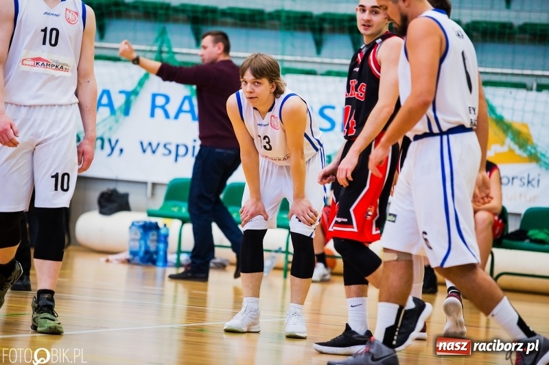 Zdjęcie w galerii na portalu naszraciborz.pl: Niemoc Ofensywy przerwana. MKKS Rybnik pokonany wiadomości z regionu