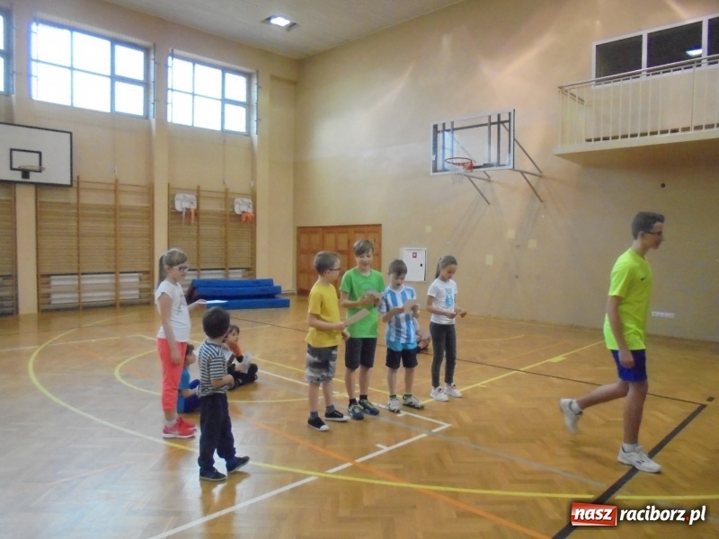 Zdjęcie w galerii na portalu naszraciborz.pl: TKKF Rafako powitało wiosnę na sportowo wiadomości z regionu