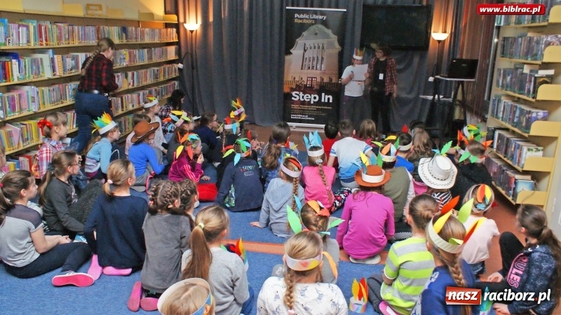 Zdjęcie w galerii na portalu naszraciborz.pl: Noc na bardzo Dzikim Zachodzie w raciborskiej bibliotece wiadomości z regionu