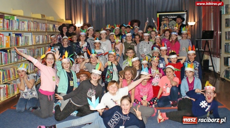 Zdjęcie w galerii na portalu naszraciborz.pl: Noc na bardzo Dzikim Zachodzie w raciborskiej bibliotece wiadomości z regionu