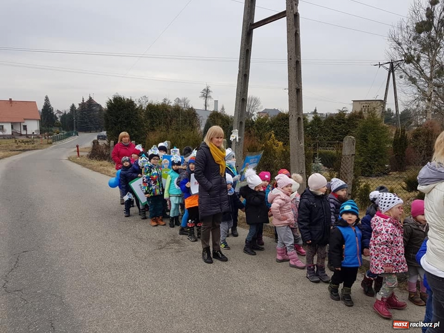 Zdjęcie w galerii na portalu naszraciborz.pl: Wielkie święto wody i Zdrojka w Przedszkolu w Nędzy wiadomości z regionu