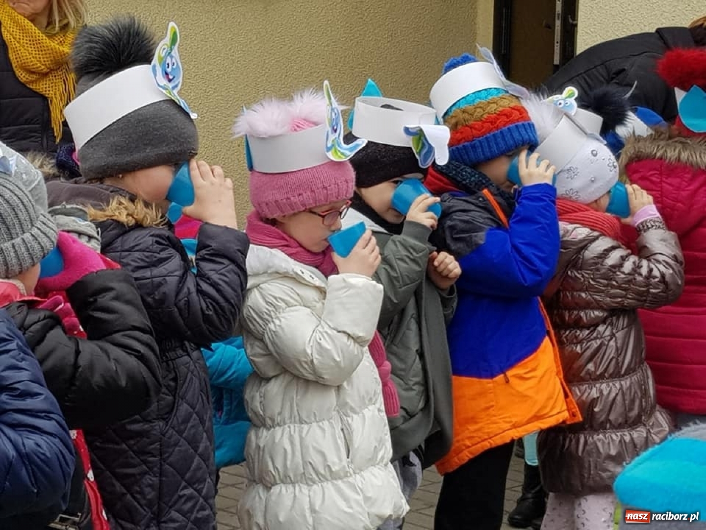 Zdjęcie w galerii na portalu naszraciborz.pl: Wielkie święto wody i Zdrojka w Przedszkolu w Nędzy wiadomości z regionu