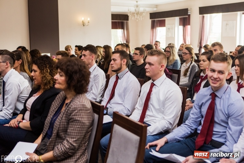 Zdjęcie w galerii na portalu naszraciborz.pl: Podsumowanie projektu unijnego w CKZiU nr 1 wiadomości z regionu