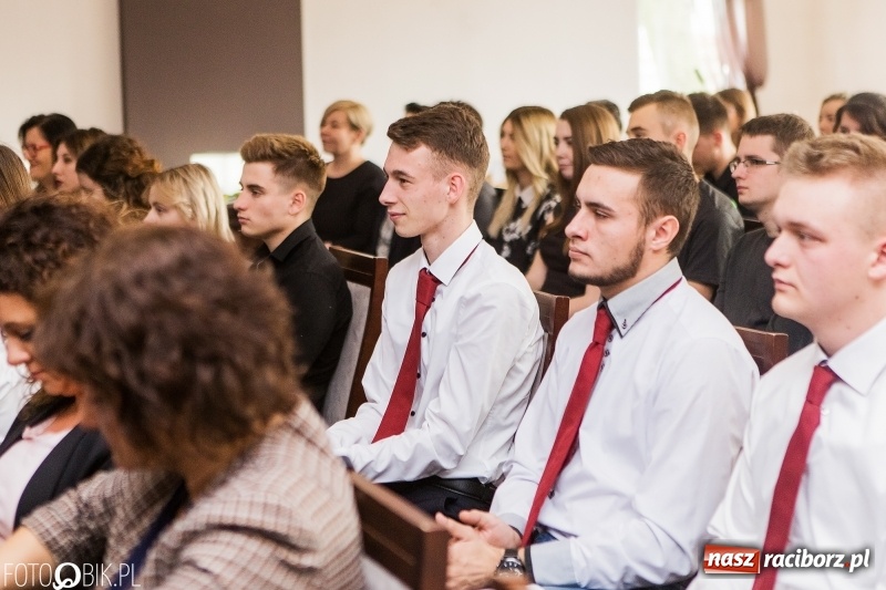 Zdjęcie w galerii na portalu naszraciborz.pl: Podsumowanie projektu unijnego w CKZiU nr 1 wiadomości z regionu