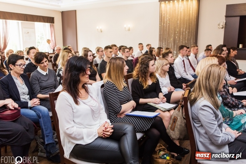 Zdjęcie w galerii na portalu naszraciborz.pl: Podsumowanie projektu unijnego w CKZiU nr 1 wiadomości z regionu