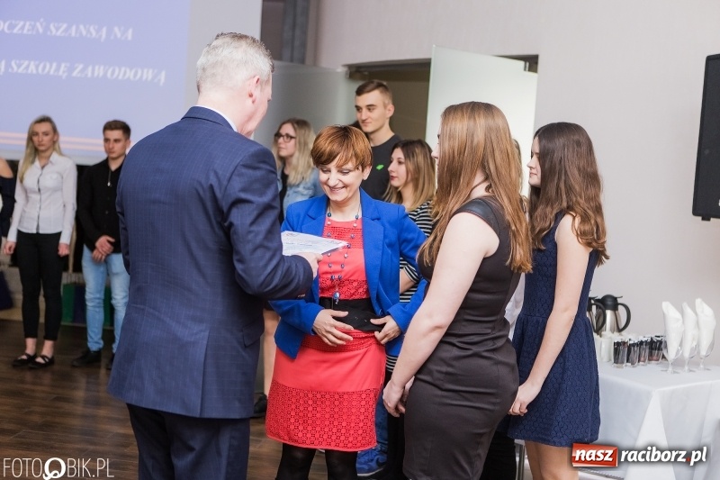 Zdjęcie w galerii na portalu naszraciborz.pl: Podsumowanie projektu unijnego w CKZiU nr 1 wiadomości z regionu