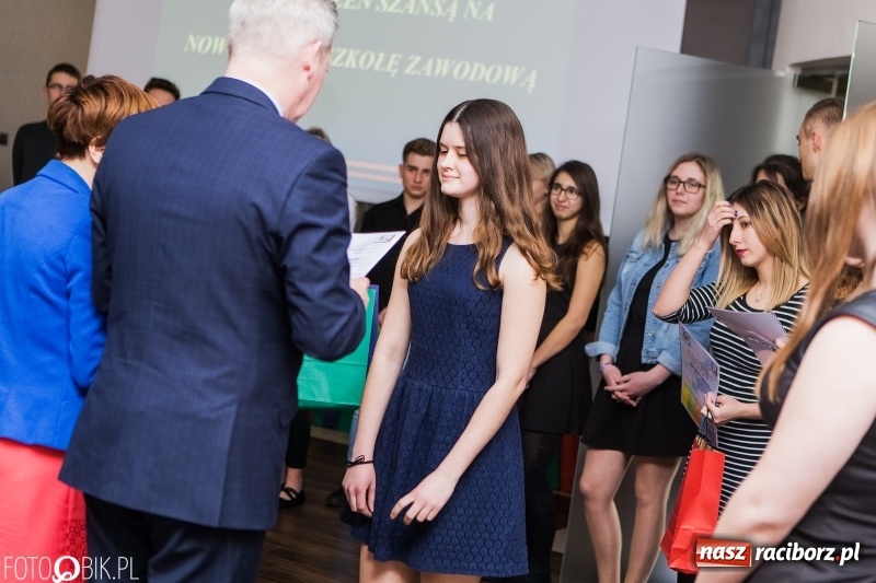 Zdjęcie w galerii na portalu naszraciborz.pl: Podsumowanie projektu unijnego w CKZiU nr 1 wiadomości z regionu