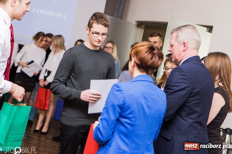 Zdjęcie w galerii na portalu naszraciborz.pl: Podsumowanie projektu unijnego w CKZiU nr 1 wiadomości z regionu