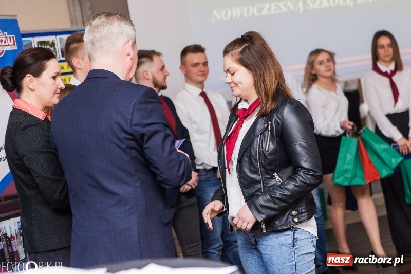 Zdjęcie w galerii na portalu naszraciborz.pl: Podsumowanie projektu unijnego w CKZiU nr 1 wiadomości z regionu