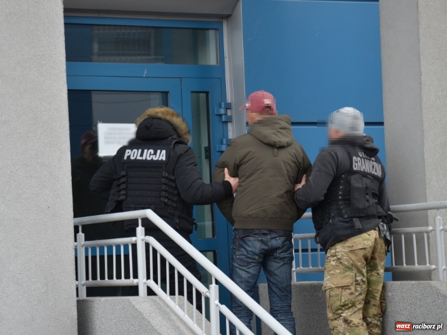 Zdjęcie w galerii na portalu naszraciborz.pl: Kolejne zatrzymania podejrzanych o handel narkotykami i dopalaczami wiadomości z regionu