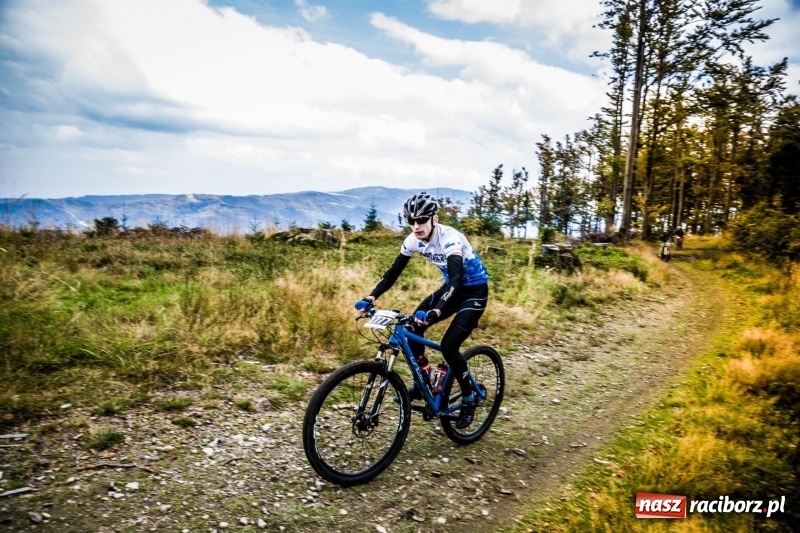 Zdjęcie w galerii na portalu naszraciborz.pl: Łukasz Jureczka kolarz z Eko-Okien rozpoczął sezon zmagań kolarskich wiadomości z regionu