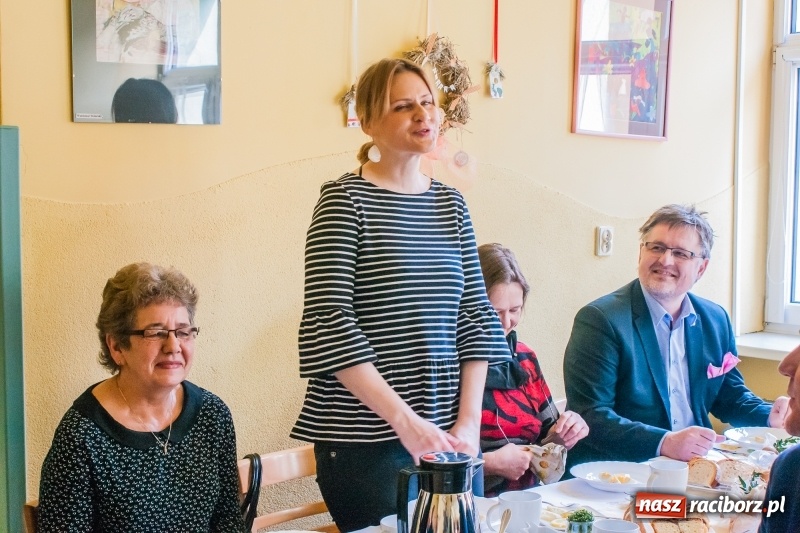 Zdjęcie w galerii na portalu naszraciborz.pl: Śniadanie wielkanocne w Warsztatach Terapii Zajęciowej wiadomości z regionu
