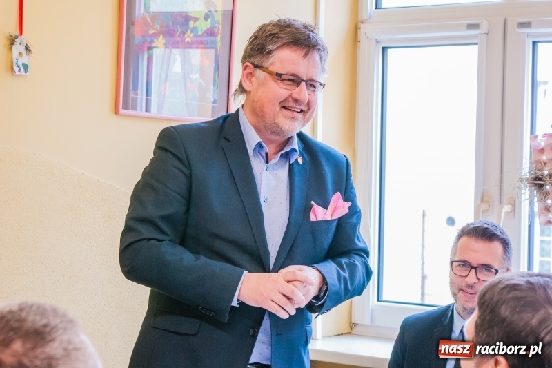 Zdjęcie w galerii na portalu naszraciborz.pl: Śniadanie wielkanocne w Warsztatach Terapii Zajęciowej wiadomości z regionu