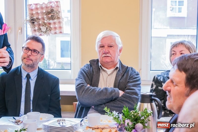 Zdjęcie w galerii na portalu naszraciborz.pl: Śniadanie wielkanocne w Warsztatach Terapii Zajęciowej wiadomości z regionu