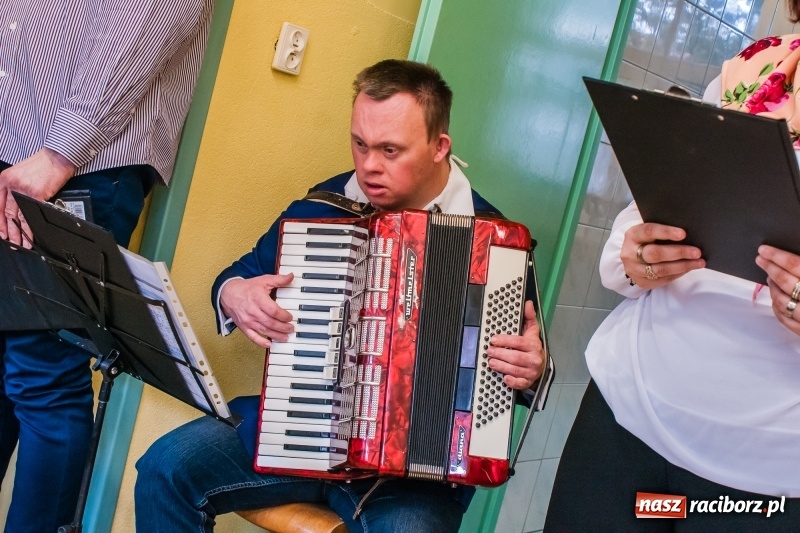 Zdjęcie w galerii na portalu naszraciborz.pl: Śniadanie wielkanocne w Warsztatach Terapii Zajęciowej wiadomości z regionu