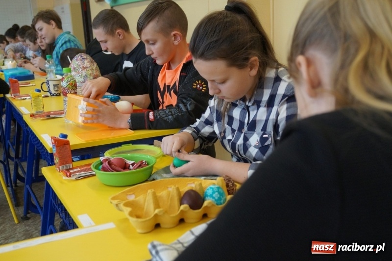 Zdjęcie w galerii na portalu naszraciborz.pl: Kroszonkarskie cuda na konkursie w Nędzy wiadomości z regionu