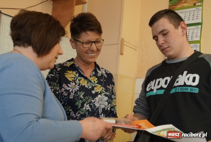 Zdjęcie w galerii na portalu naszraciborz.pl: Kroszonkarskie cuda na konkursie w Nędzy wiadomości z regionu