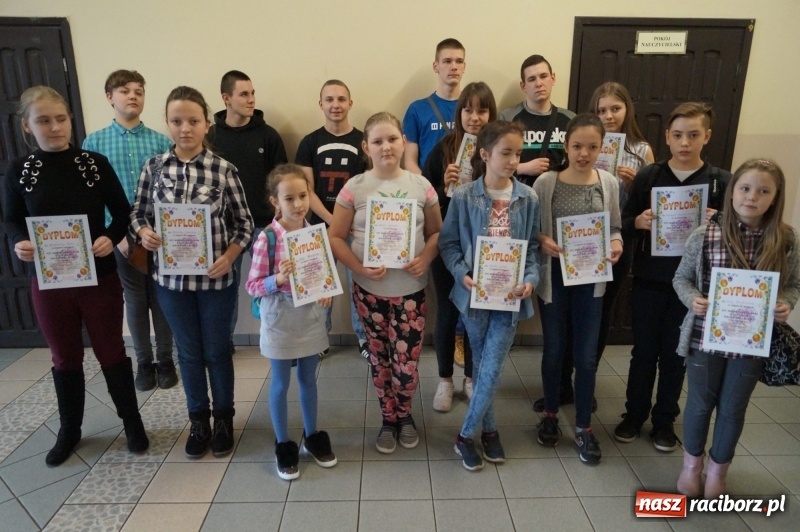 Zdjęcie w galerii na portalu naszraciborz.pl: Kroszonkarskie cuda na konkursie w Nędzy wiadomości z regionu