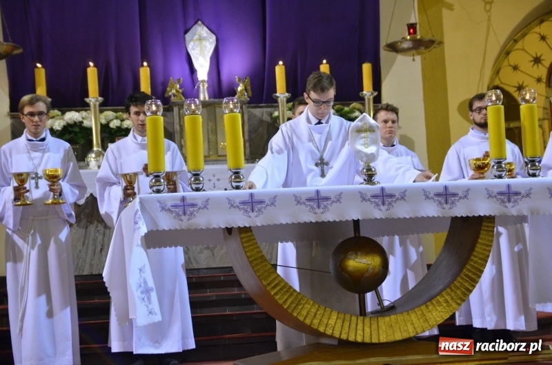 Zdjęcie w galerii na portalu naszraciborz.pl: Wielki Czwartek - dzień kapłaństwa i Eucharystii. Biskup opolski obawia się uśpienia kapłanów wiadomości z regionu