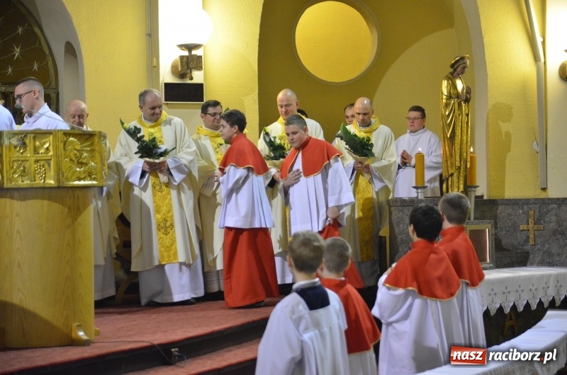 Zdjęcie w galerii na portalu naszraciborz.pl: Wielki Czwartek - dzień kapłaństwa i Eucharystii. Biskup opolski obawia się uśpienia kapłanów wiadomości z regionu