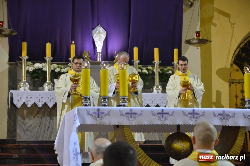 Zdjęcie w galerii na portalu naszraciborz.pl: Wielki Czwartek - dzień kapłaństwa i Eucharystii. Biskup opolski obawia się uśpienia kapłanów wiadomości z regionu