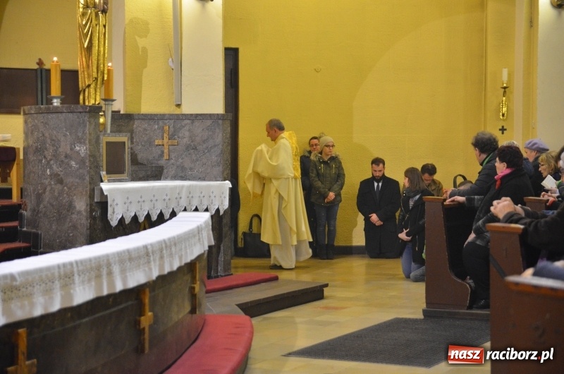 Zdjęcie w galerii na portalu naszraciborz.pl: Wielki Czwartek - dzień kapłaństwa i Eucharystii. Biskup opolski obawia się uśpienia kapłanów wiadomości z regionu