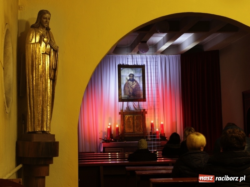 Zdjęcie w galerii na portalu naszraciborz.pl: Wielki Czwartek - dzień kapłaństwa i Eucharystii. Biskup opolski obawia się uśpienia kapłanów wiadomości z regionu