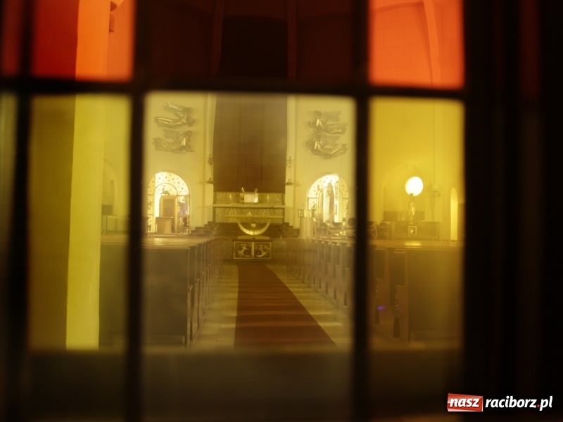 Zdjęcie w galerii na portalu naszraciborz.pl: Wielki Czwartek - dzień kapłaństwa i Eucharystii. Biskup opolski obawia się uśpienia kapłanów wiadomości z regionu