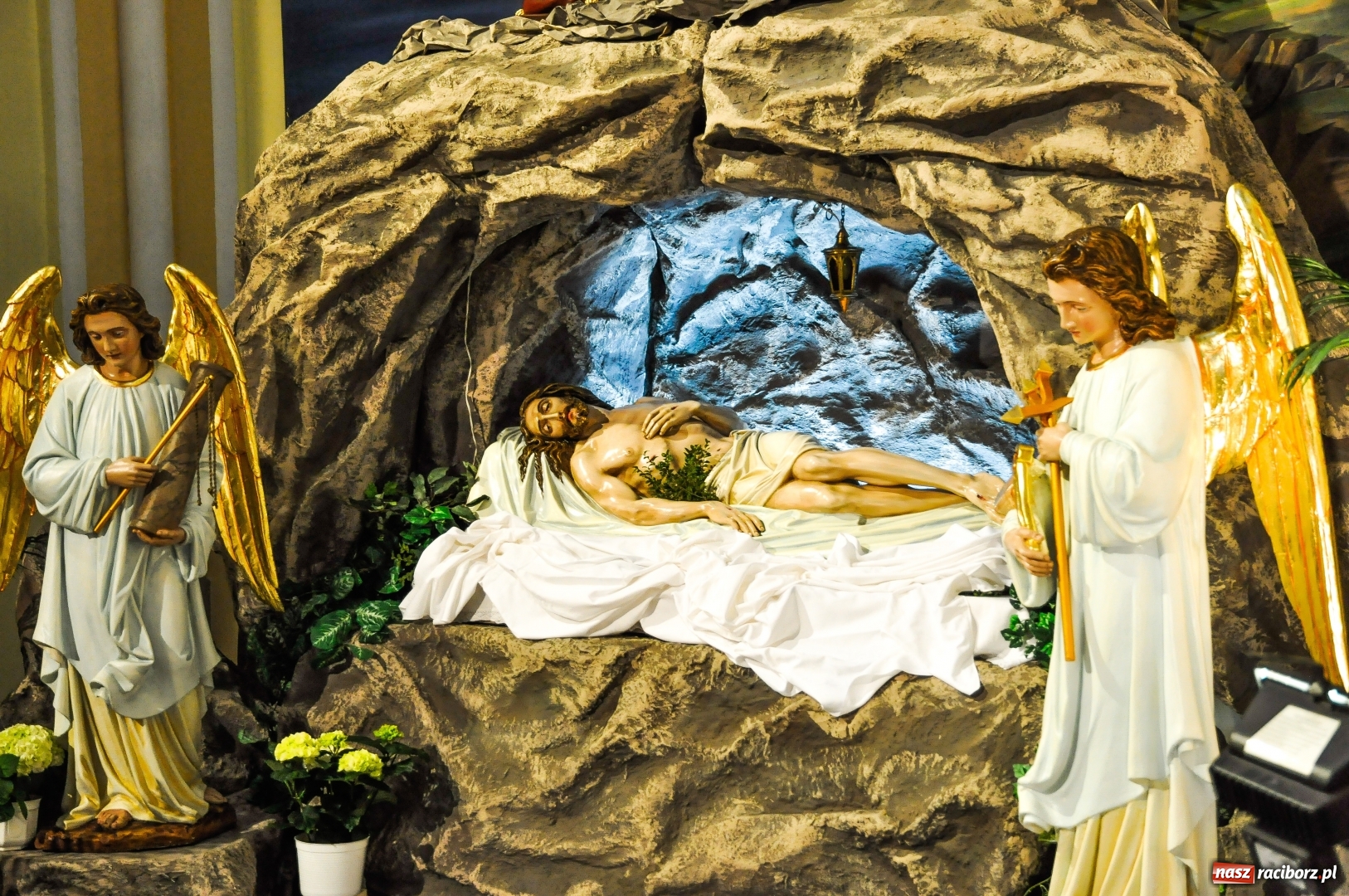 Zdjęcie w galerii na portalu naszraciborz.pl: Groby Pańskie w kościołach Raciborza i okolic  wiadomości z regionu