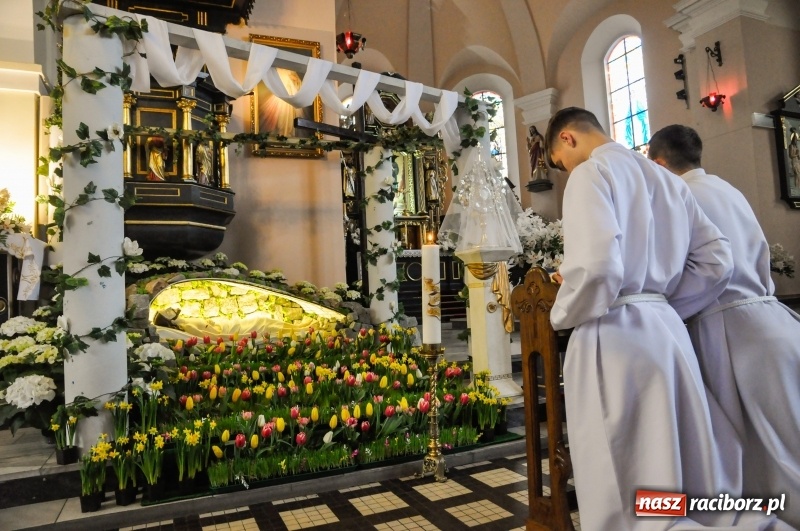 Zdjęcie w galerii na portalu naszraciborz.pl: Groby Pańskie w kościołach Raciborza i okolic  wiadomości z regionu