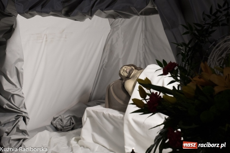 Zdjęcie w galerii na portalu naszraciborz.pl: Groby Pańskie w kościołach Raciborza i okolic  wiadomości z regionu