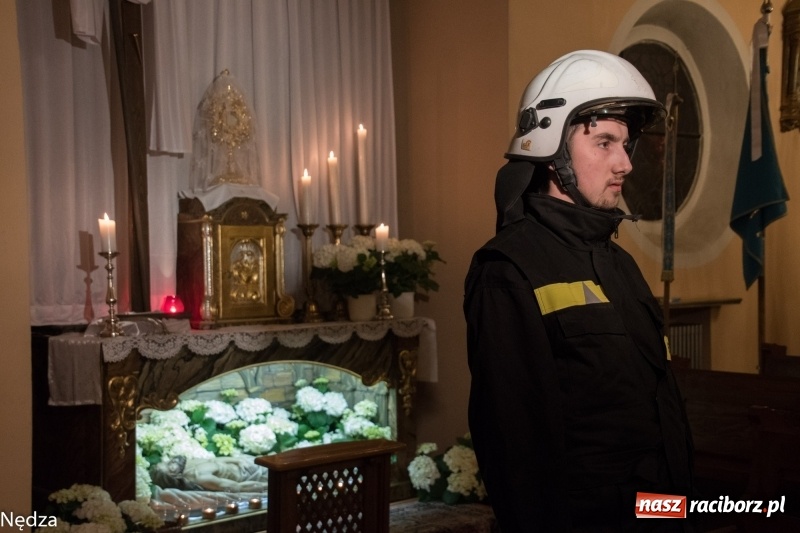 Zdjęcie w galerii na portalu naszraciborz.pl: Groby Pańskie w kościołach Raciborza i okolic  wiadomości z regionu