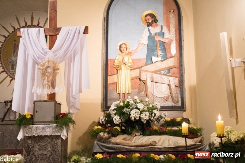 Zdjęcie w galerii na portalu naszraciborz.pl: Groby Pańskie w kościołach Raciborza i okolic  wiadomości z regionu