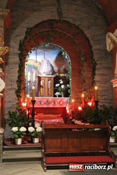 Zdjęcie w galerii na portalu naszraciborz.pl: Groby Pańskie w kościołach Raciborza i okolic  wiadomości z regionu