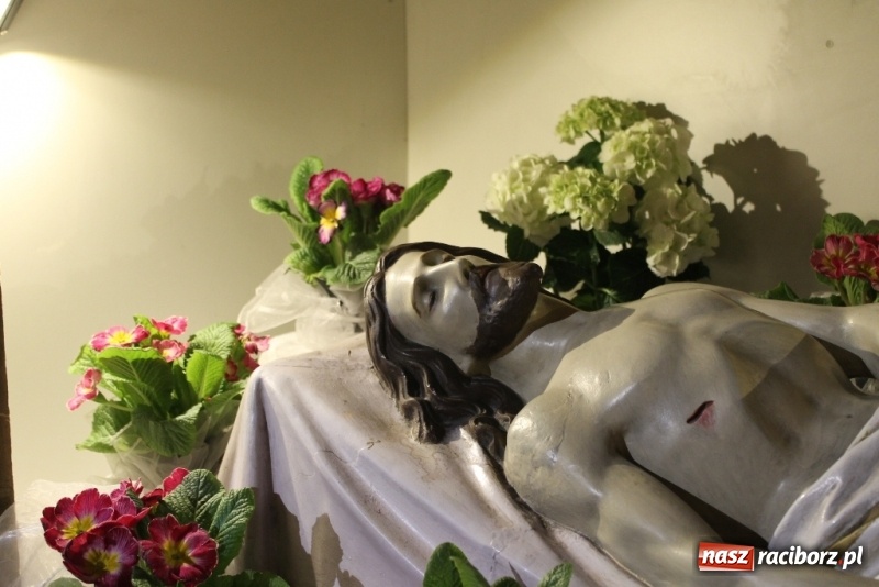 Zdjęcie w galerii na portalu naszraciborz.pl: Groby Pańskie w kościołach Raciborza i okolic  wiadomości z regionu