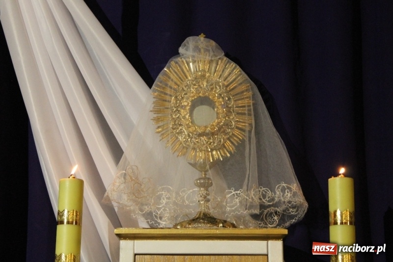 Zdjęcie w galerii na portalu naszraciborz.pl: Groby Pańskie w kościołach Raciborza i okolic  wiadomości z regionu