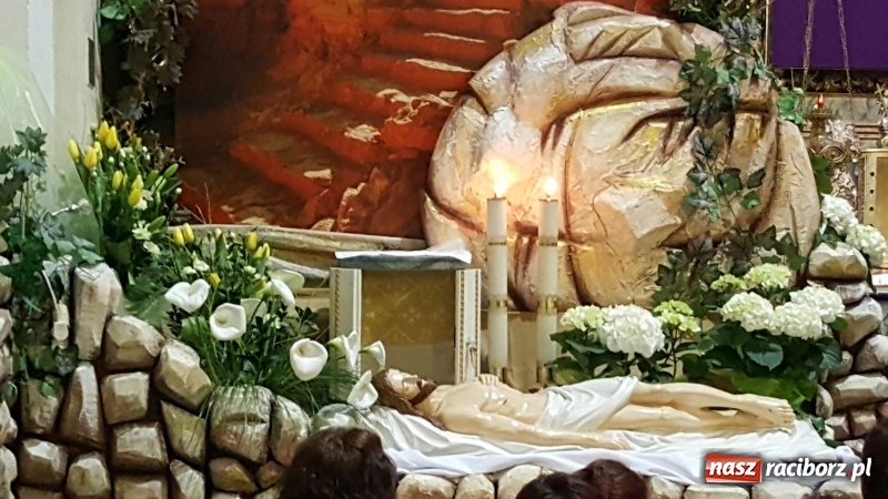 Zdjęcie w galerii na portalu naszraciborz.pl: Groby Pańskie w kościołach Raciborza i okolic  wiadomości z regionu