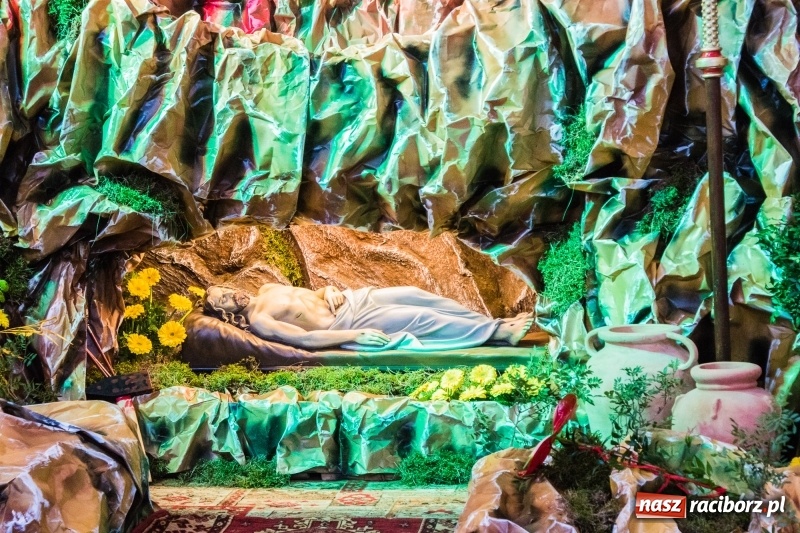 Zdjęcie w galerii na portalu naszraciborz.pl: Groby Pańskie w kościołach Raciborza i okolic  wiadomości z regionu