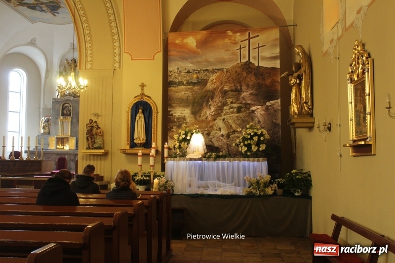 Zdjęcie w galerii na portalu naszraciborz.pl: Groby Pańskie w kościołach Raciborza i okolic  wiadomości z regionu