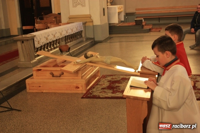 Zdjęcie w galerii na portalu naszraciborz.pl: Groby Pańskie w kościołach Raciborza i okolic  wiadomości z regionu