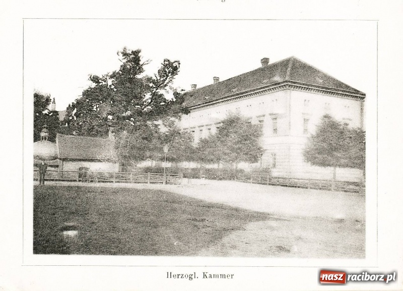 Zdjęcie w galerii na portalu naszraciborz.pl: Przy zamku stał kiedyś Grób Pański na wzór jerozolimskiego, a przy pl. Mostowym klasztor bożogrobców wiadomości z regionu